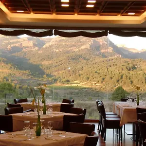 2* Hotel & Josep